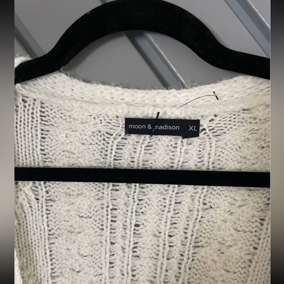 Moon & Madison Ivory Cable Knit Sweater - Picture 3 of 5